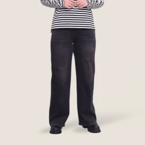 شلوار جین زنانه نیم بگ زغالی نمای روبرو